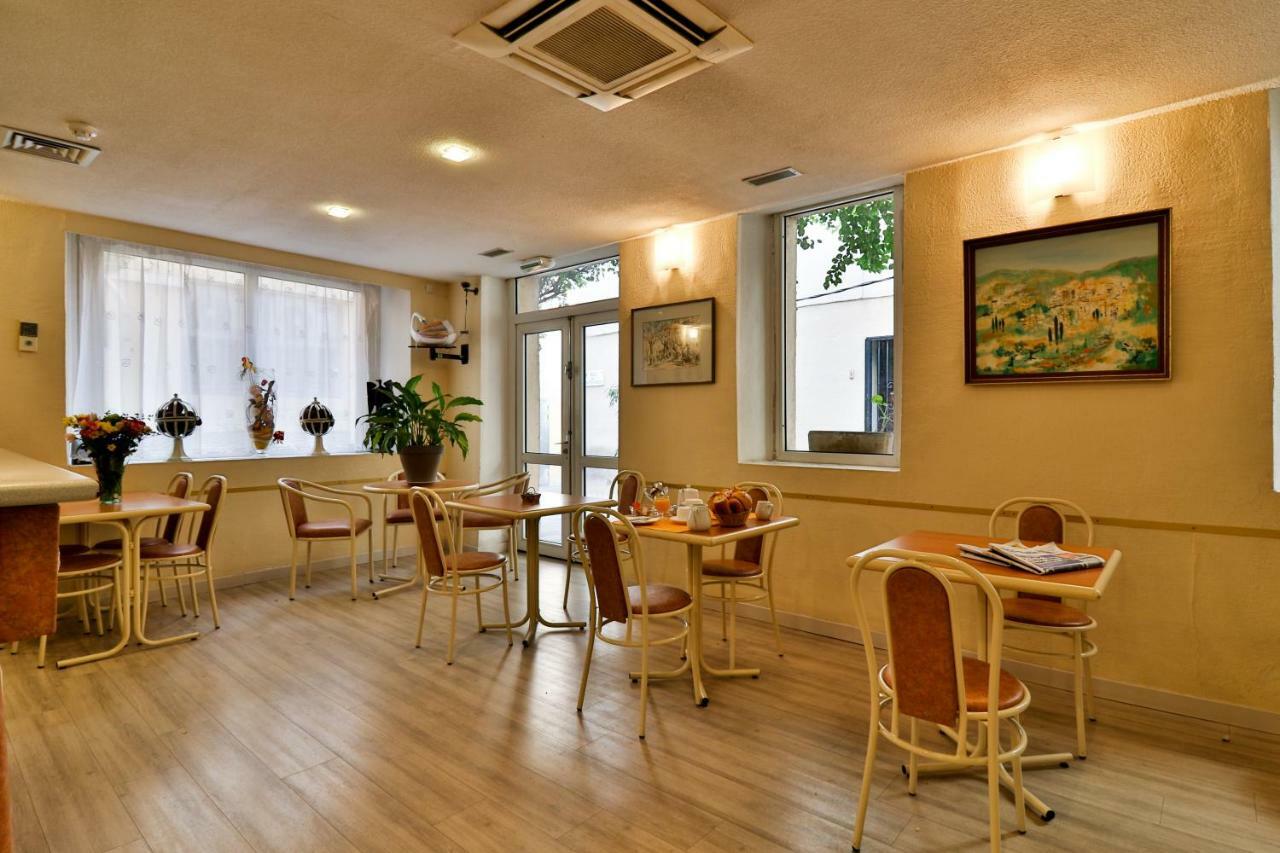 Appia Hotel Cannes Buitenkant foto